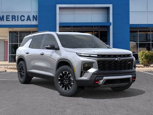 Used 2026 Chevrolet Traverse Z71 w/ Driver Confidence Package AWD/4WD image 7