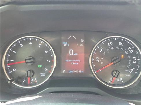 Used 2019 Toyota RAV4 XLE w/ Convenience Package AWD/4WD image 11