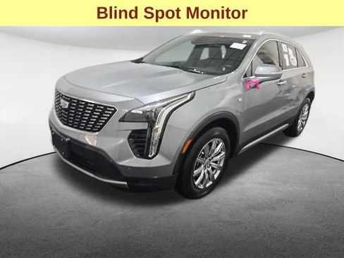 Used 2023 Cadillac XT4 Premium Luxury AWD/4WD image 4