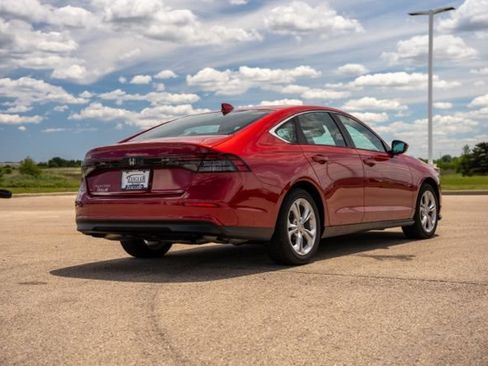 Used 2025 Honda Accord LX image 7