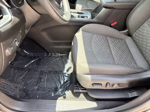 Used 2018 Chevrolet Equinox LT FWD image 20