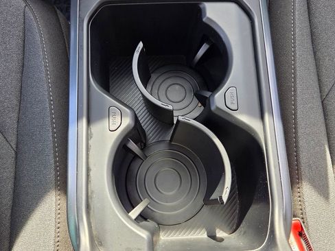 Used 2025 Kia K4 LXS image 18