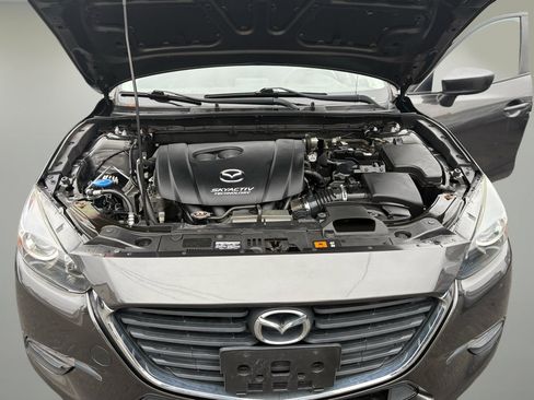Used 2017 MAZDA MAZDA3 Sport image 25