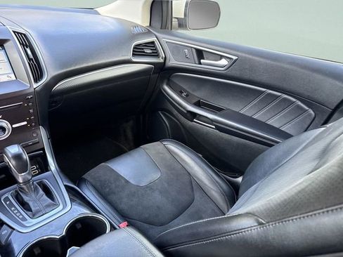 Used 2018 Ford Edge Sport w/ Technology Package image 27