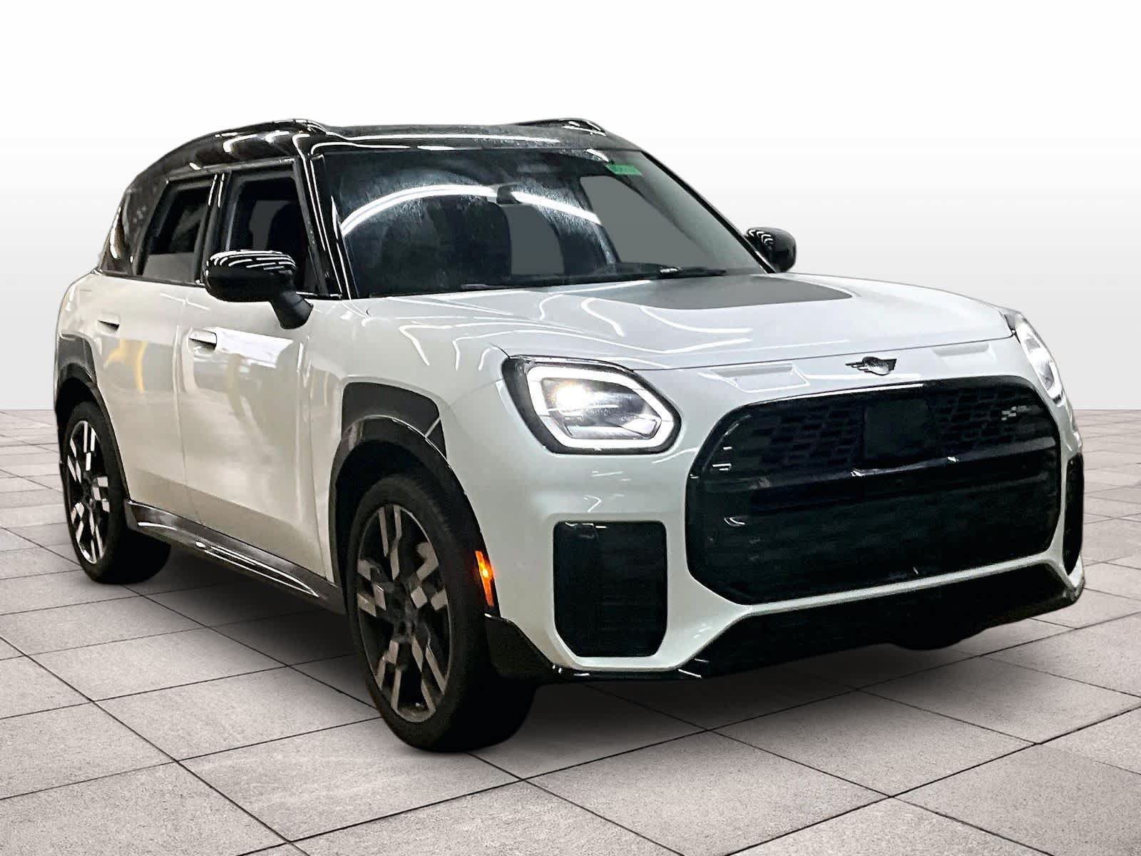 Used 2026 MINI Cooper Countryman S w/ Comfort Package Max AWD/4WD image 2