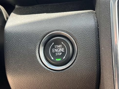 Used 2024 GMC Acadia Elevation FWD image 30