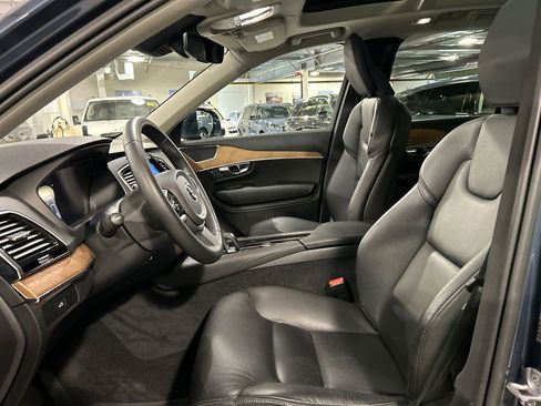 Certified 2023 Volvo XC90 B6 Plus w/ Protection Package Premier AWD/4WD image 10