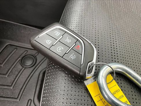 Used 2021 Cadillac Escalade ESV Sport w/ Driver Assist Tech Package image 11