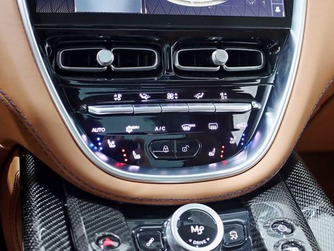 Used 2023 Aston Martin DBX 707 AWD/4WD image 31