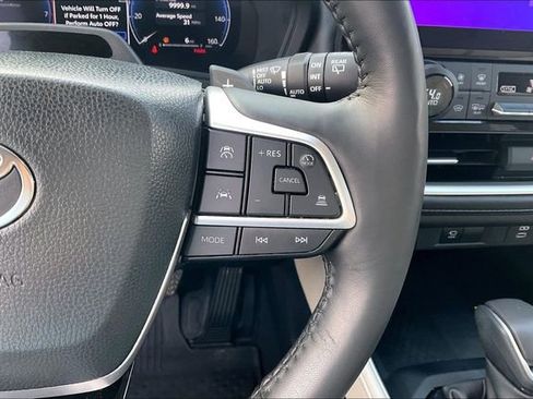 Used 2024 Toyota Grand Highlander Platinum image 19