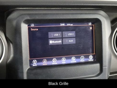 Used 2023 Jeep Wrangler Unlimited w/ Cold Weather Group AWD/4WD image 30