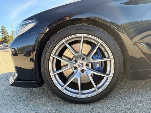 Used 2023 BMW M550i xDrive AWD/4WD image 9