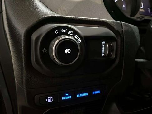 Used 2024 Jeep Wrangler Unlimited image 34