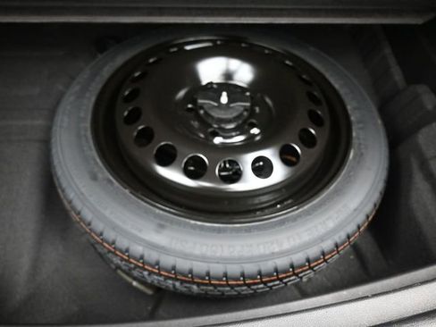 Used 2025 Buick Encore GX Preferred image 12