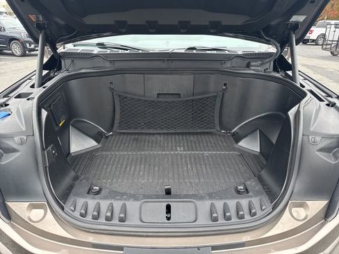 Used 2022 Ford F150 Lightning Lariat image 64