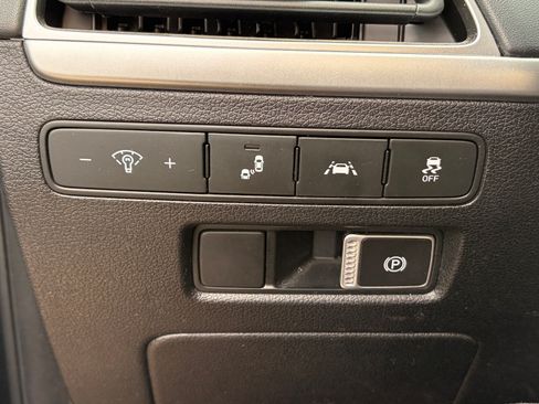 Used 2022 Hyundai Palisade SEL FWD image 9