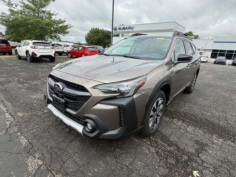 Used 2024 Subaru Outback Limited image 7