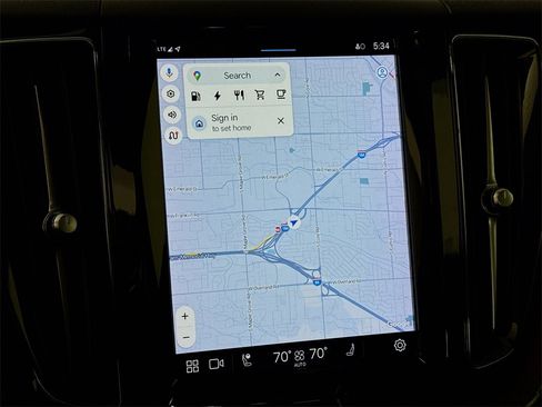 Used 2023 Volvo XC60 T8 Plus image 14