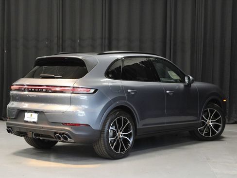 New 2026 Porsche Cayenne AWD/4WD image 5