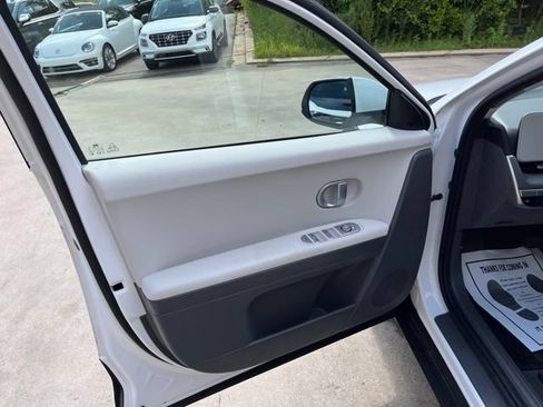 Used 2023 Hyundai Ioniq 5 SE RWD image 11