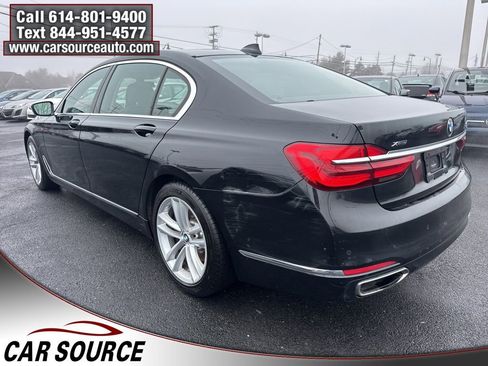 Used 2018 BMW 750i xDrive image 5