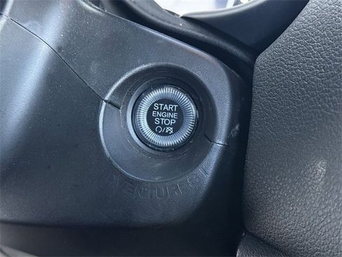 Used 2023 Jeep Renegade Latitude image 23