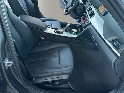 Used 2014 BMW 320i Sedan RWD image 10