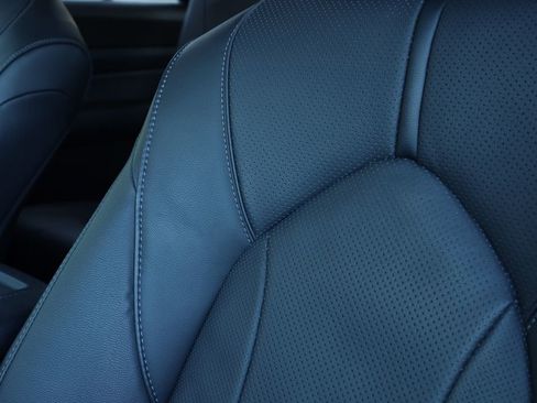 Used 2025 Toyota Grand Highlander FWD image 25