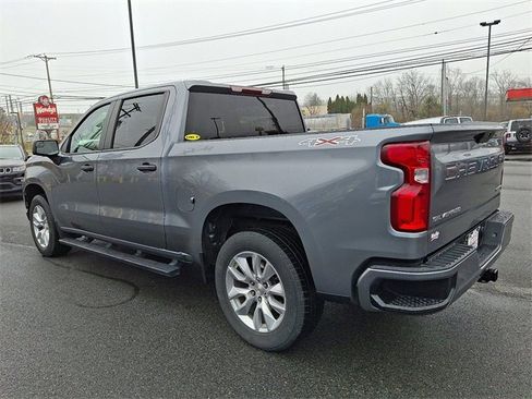 Used 2021 Chevrolet Silverado 1500 Custom image 4
