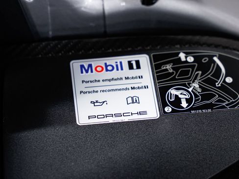 Used 2019 Porsche 911 GT3 RS RWD image 42