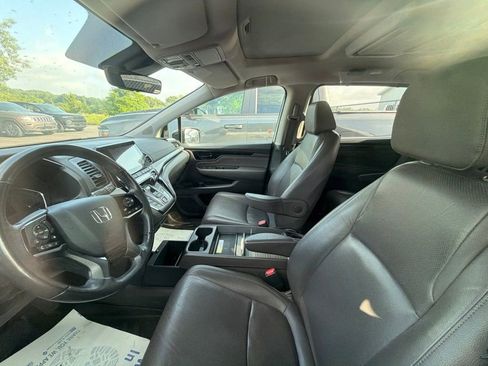 Used 2019 Honda Odyssey Touring image 12