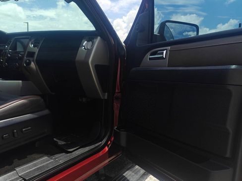Used 2016 Ford Expedition EL King Ranch AWD/4WD image 9