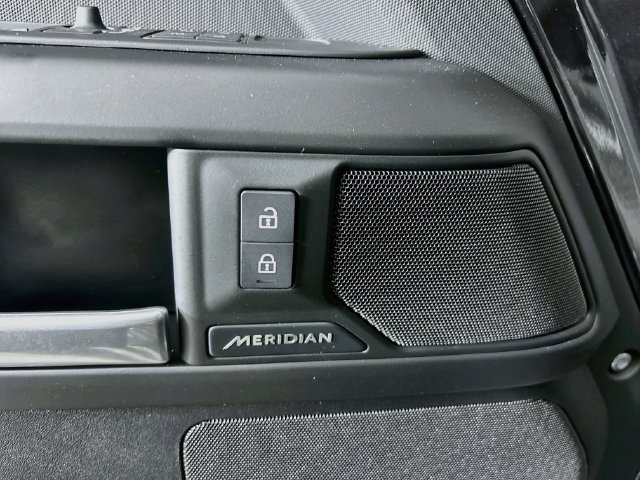 New 2026 Land Rover Defender 110 S AWD/4WD image 20