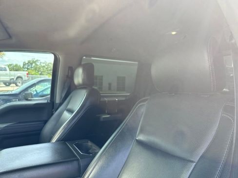 Used 2018 Ford F250 Lariat w/ Lariat Ultimate Package AWD/4WD image 6