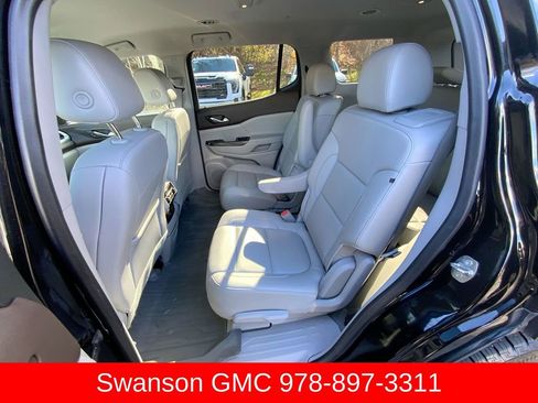 Certified 2023 GMC Acadia SLT w/ Technology Package image 28