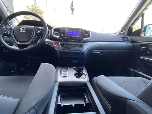 Used 2023 Honda Ridgeline Sport image 23