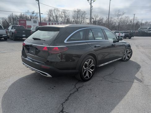 Used 2025 Mercedes-Benz E 450 4MATIC All-Terrain Wagon image 4