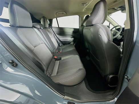 Used 2024 Subaru Crosstrek 2.0i Premium image 7