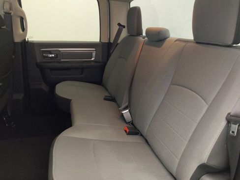 Used 2022 RAM 1500 Classic SLT RWD image 18