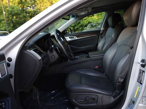 Used 2018 Genesis G80 3.8 w/ Option Group 02 image 12