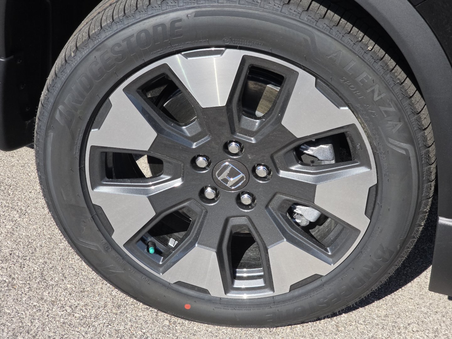 New 2026 Honda Pilot Elite image 5