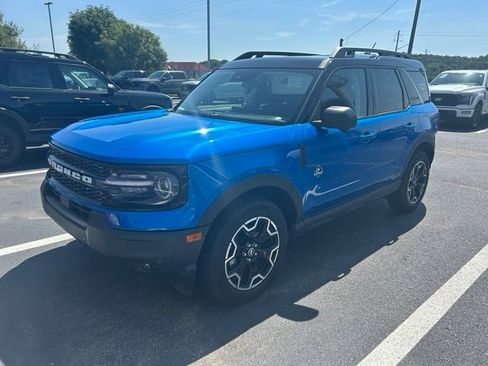 Used 2025 Ford Bronco Sport Outer Banks w/ Outer Banks Tech Package+ AWD/4WD image 1
