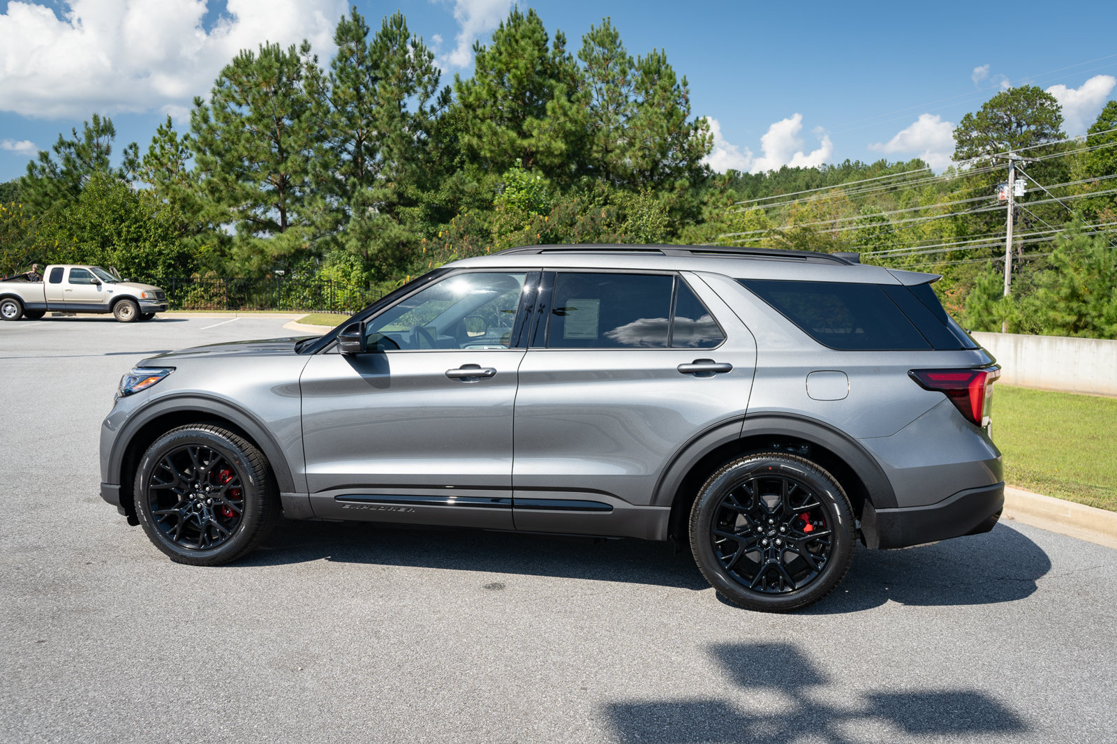 New 2027 Ford Explorer ST w/ Sun And Sound Package AWD/4WD image 15