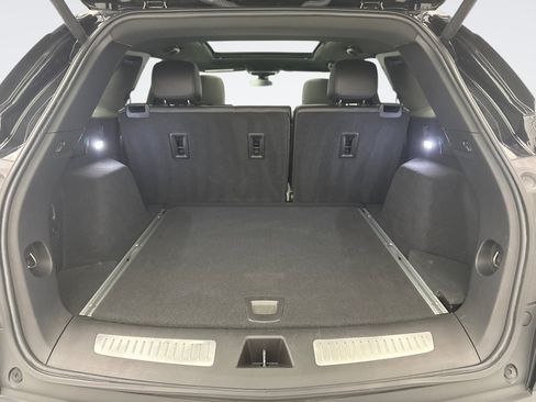 Used 2020 Cadillac XT5 Premium Luxury AWD/4WD image 23