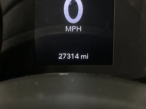 Used 2022 Jeep Gladiator Willys image 6