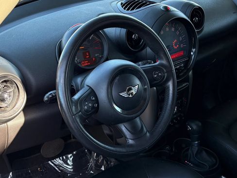 Used 2015 MINI Cooper Countryman FWD image 13