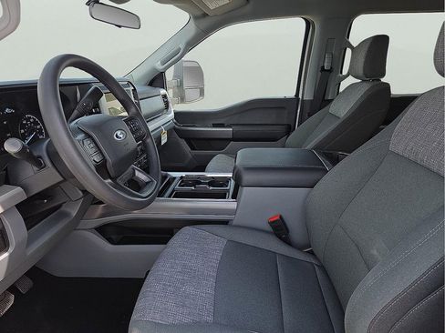 New 2025 Ford F250 XLT w/ 360-Degree Camera Package image 11
