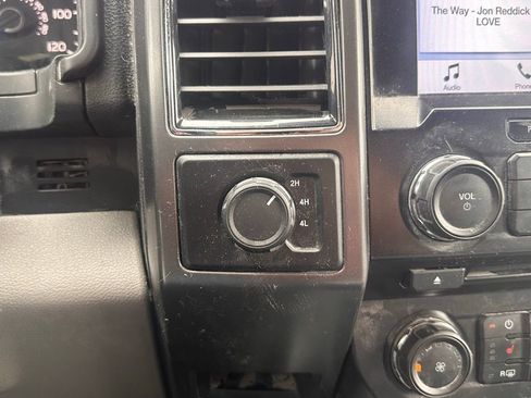 Used 2017 Ford F150 XLT w/ Equipment Group 302A Luxury image 30