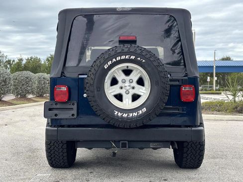 Used 2005 Jeep Wrangler Unlimited image 7
