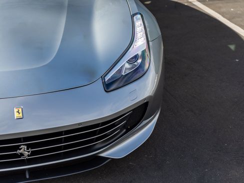 Used 2018 Ferrari GTC4Lusso T RWD image 15